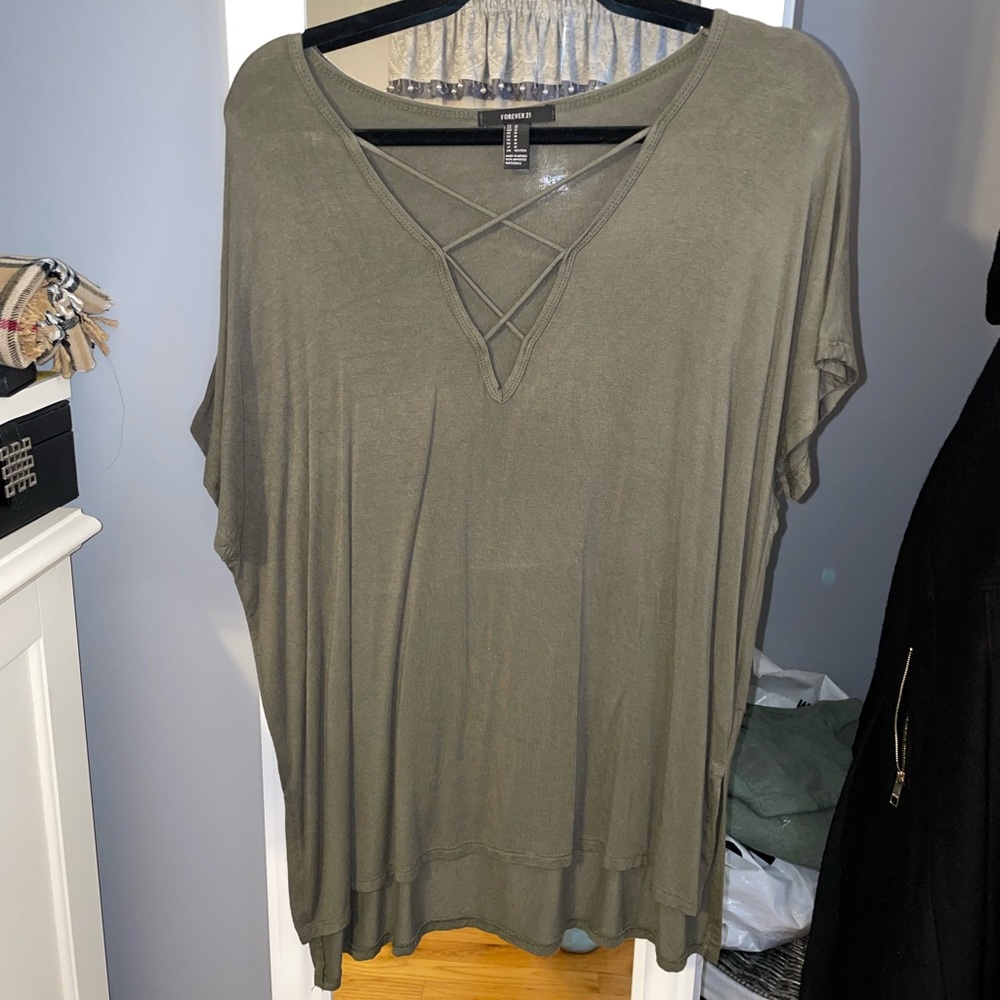 Basic Green T-shirt